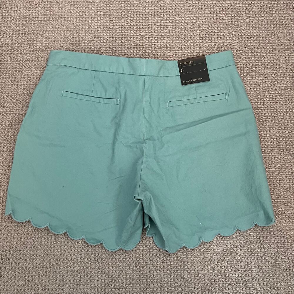 New Banana Republic Factory Scalloped Green Professional Preppy Shorts - 6 - Picture 2 of 9